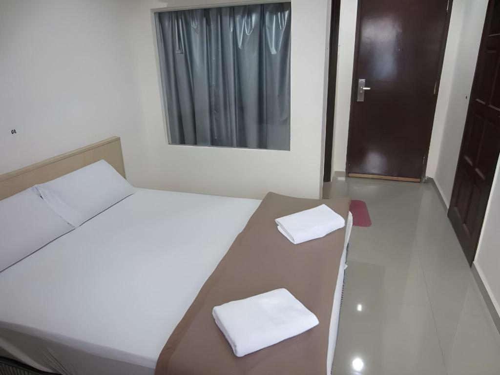 Oyo 89717 Budget Star Hotel Kuala Lumpur Eksteriør bilde